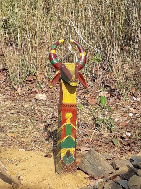 Totem pole at Midadapalli